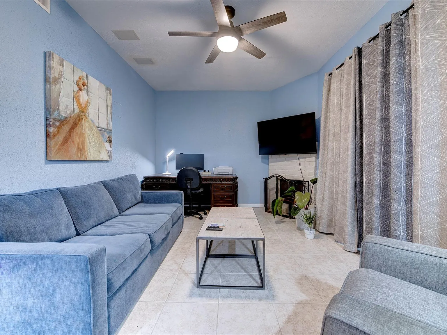 2 bed, 2.0 bath, 1028 sqft, $2,000 — Photo 1