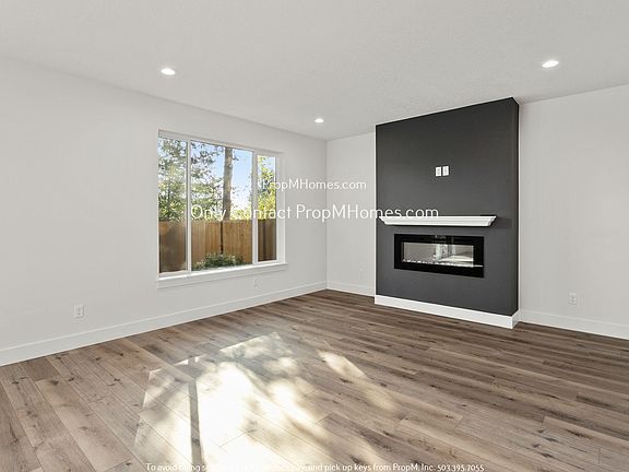 4th image of 19380 Juniper Ct