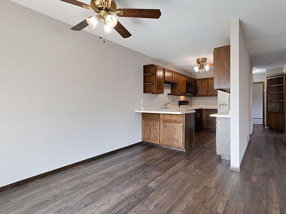 5th image of 6855 Macbeth Ct
