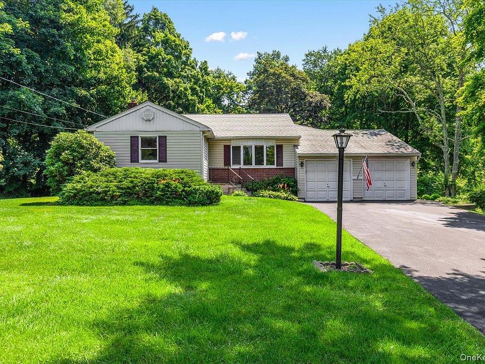1st image of 2872 Brookfield Drive