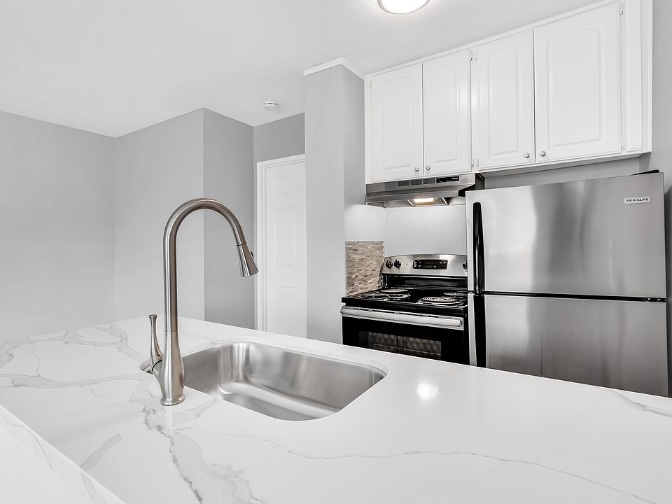 1st image of 2405 Adams Ave APT 07