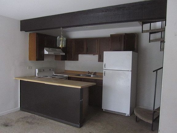3rd image of 13 Saint Thomas Colony APT 3