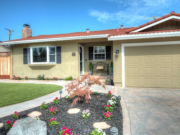 3rd image of 2421 Ramke Pl
