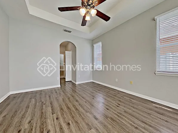 1083 Hermosa Way, Kissimmee, FL 34744