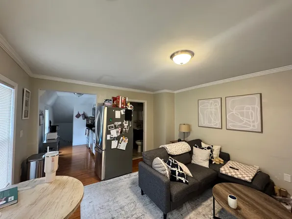 23 4th St, Medford, MA 02155