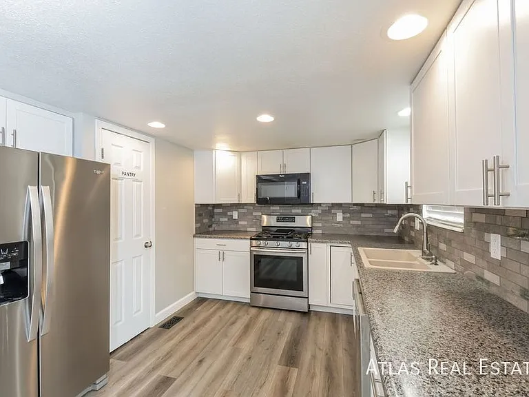 16969 E Stanford Pl — Photo 8