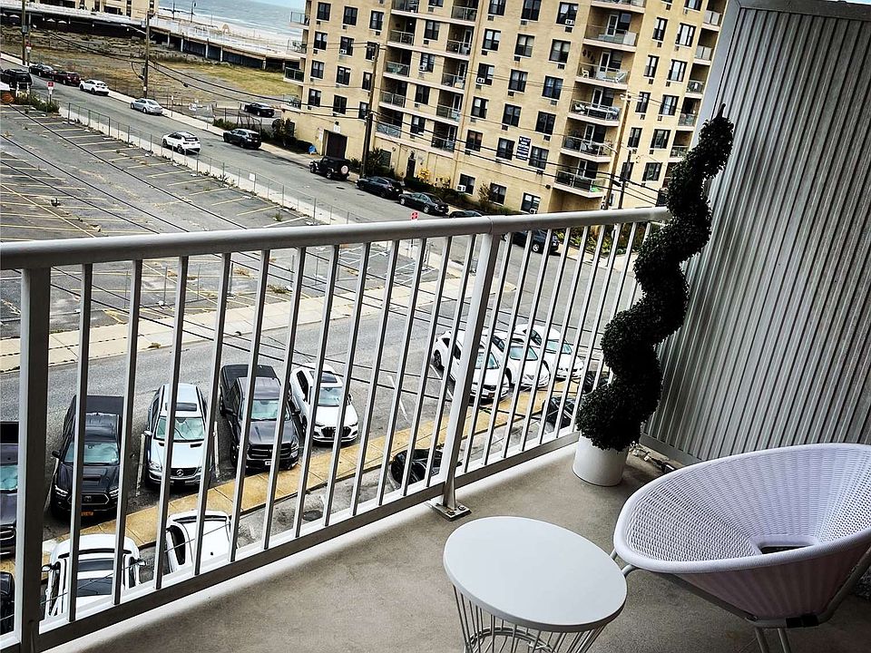 1st image of 55 Monroe Blvd APT 4G