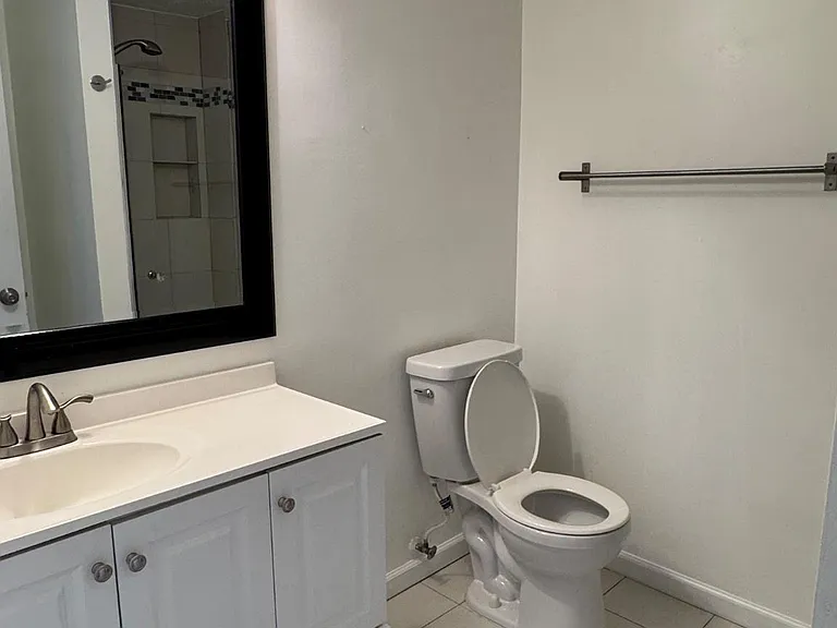 19048 Partridge Wood Dr — Photo 16