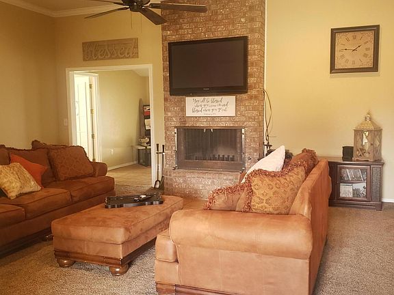 2nd image of 6905 Michelle Dr