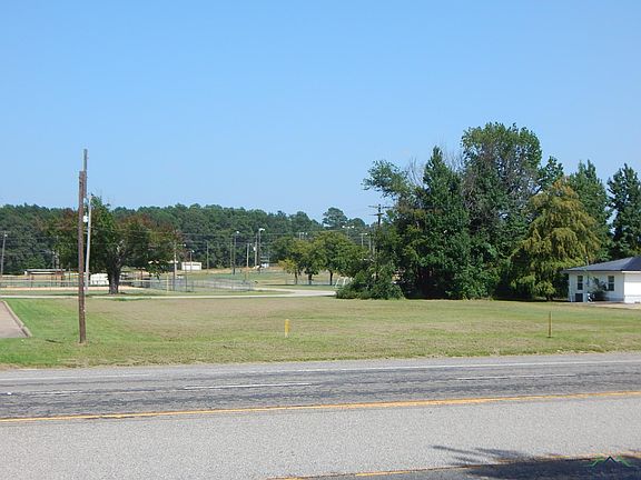 5th image of 1406 Us Highway 271 N