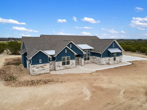 134 Whispering Wind Road, Bertram, TX 78605