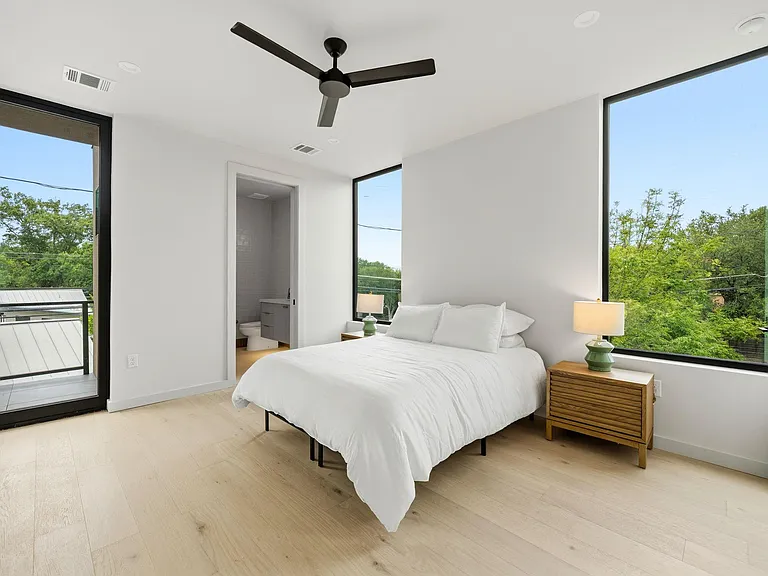 1403 Barton Hills Dr #1 — Photo 28