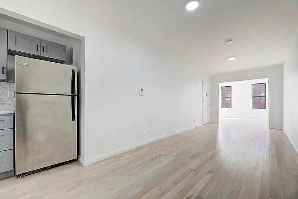 Rented by REAL New York | media 39