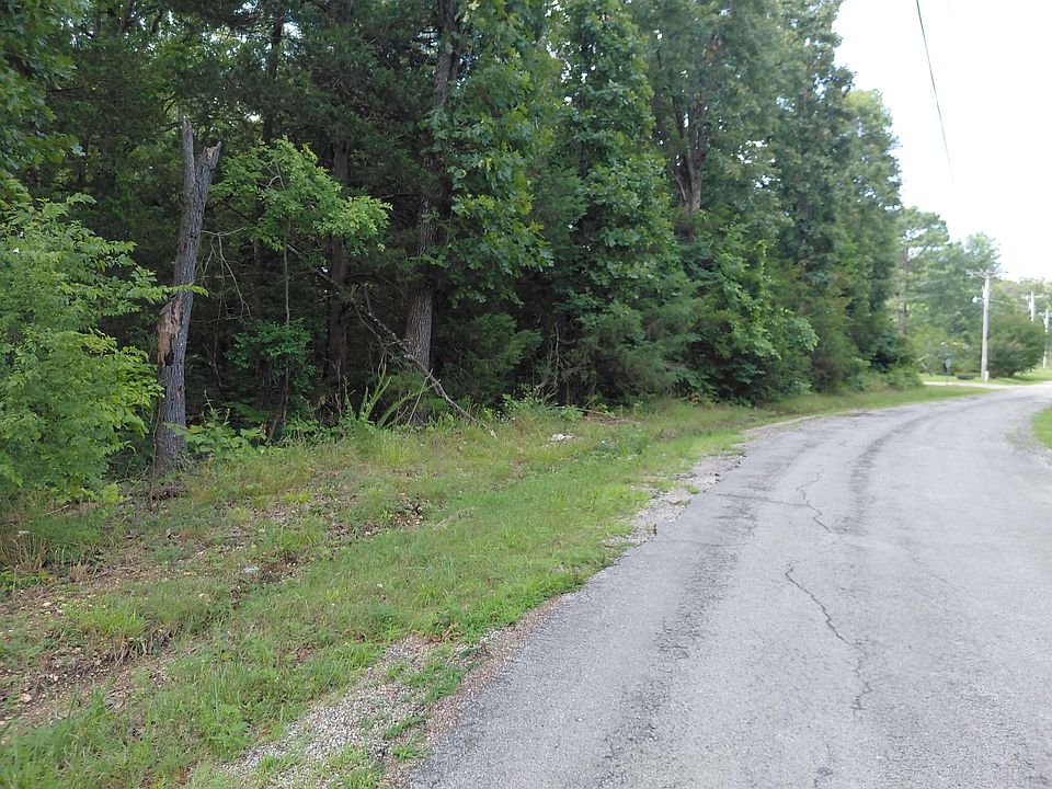 1st image of Ponderosa Dr