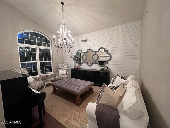 5th image of 2107 E PARK Avenue