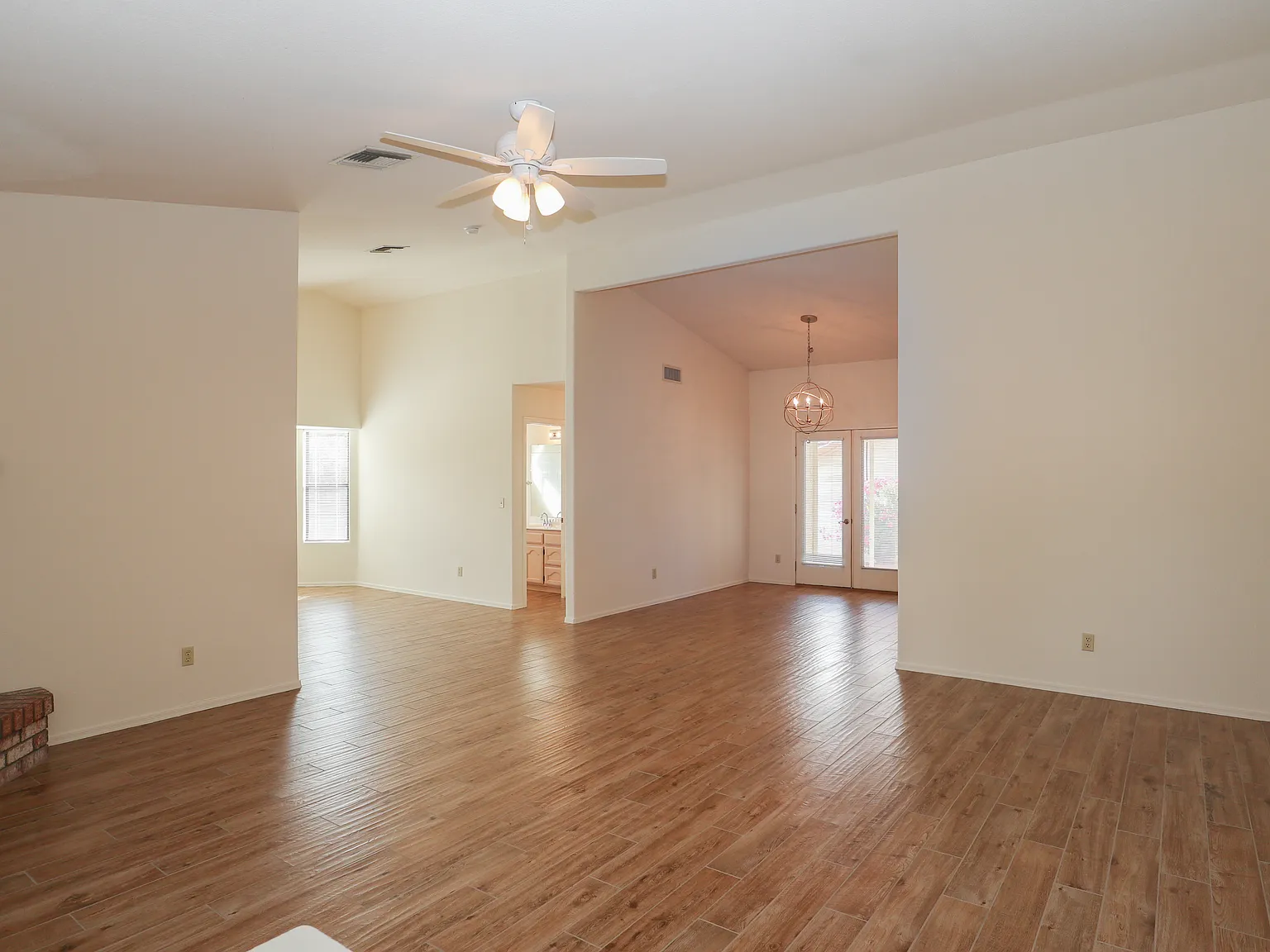 3 BR-Pool-Mtn Views! — Photo 2