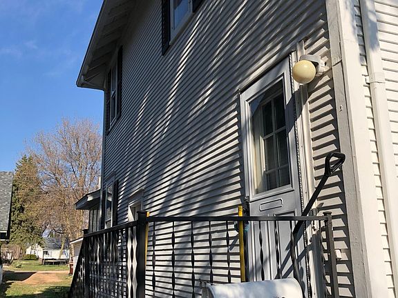 2nd image of 310 S Pine St