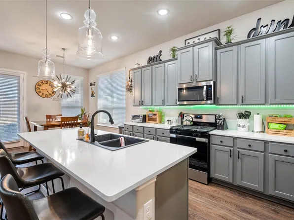 7224 Fallen Crest Ln, Arlington, TX 76001