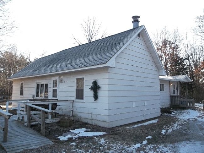 2nd image of 540 Church Ave
