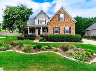 15 Barnstable Ct, Greer, SC 29650