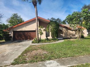 1347R Cherry Hills Rd NE, Palm Bay, FL 32905