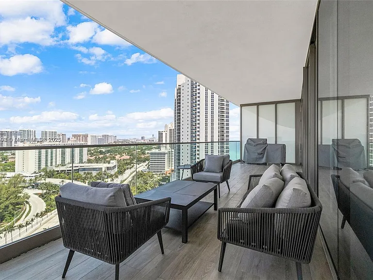 18975 Collins Ave #1605 — Photo 14