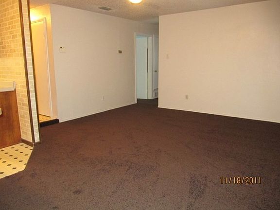 2nd image of 1426 Shorecrest Dr