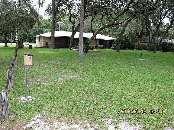 5th image of 11280 NW 93rd Ave