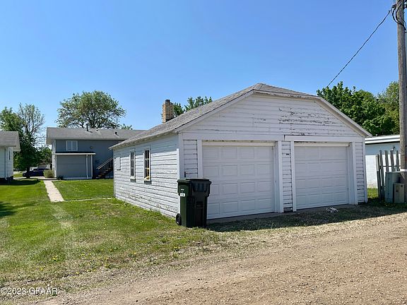 5th image of 206 Mountain St W