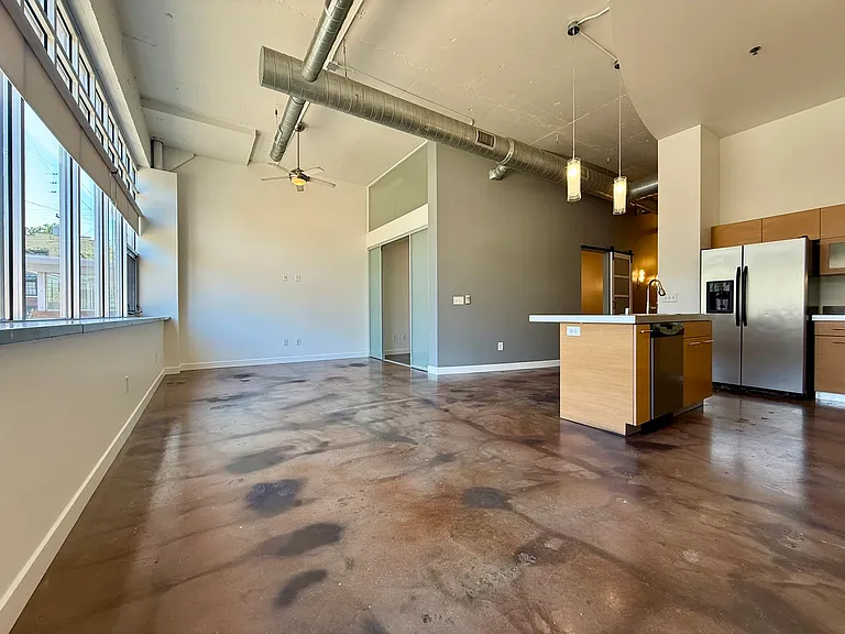 Central Park Lofts — Photo 45