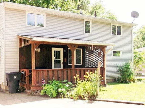 4th image of 1766 Westwood Dr NW