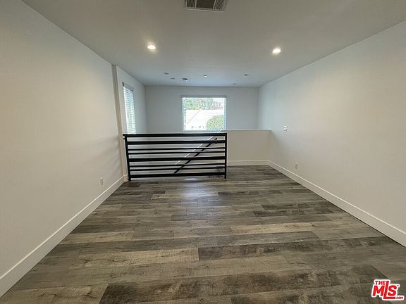 4th image of 6226 Lexington Ave