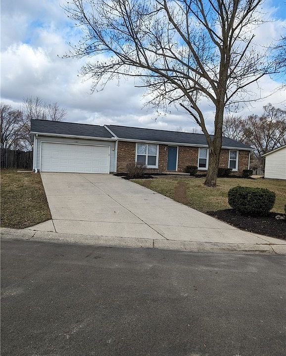 1st image of 107 Topsfield Farm Cir