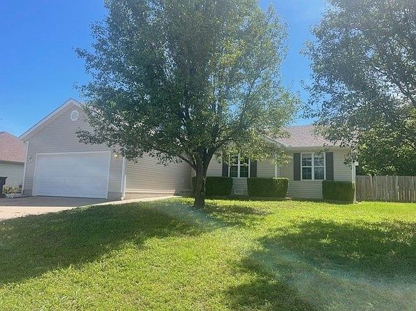 2031 Redbird Dr