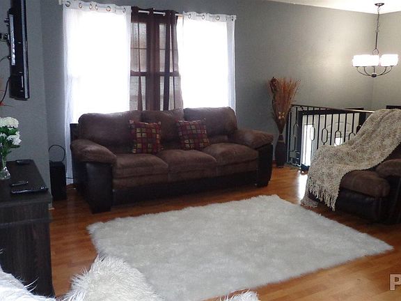 5th image of 3416 W Brookside Dr