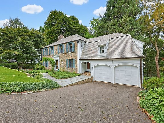 4th image of 28 Drury Ln