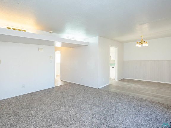 5th image of 802 Cimarron Pl