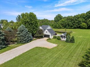5685 Mottland Ct, Oxford, MI 48371