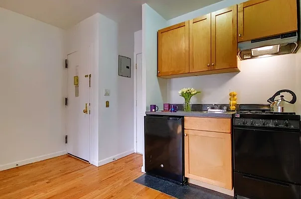 Rented by MetroNest | media 10