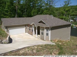 183 Park Place Dr, Kaiser, MO 65047