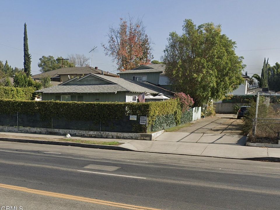 1st image of 6562 Woodman Ave