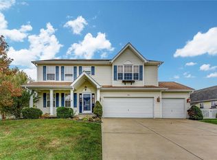 253 Old Chesapeake Dr, Wentzville, MO 63385