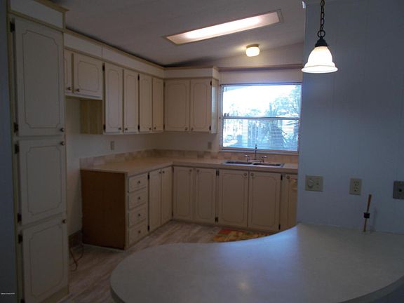 2nd image of 438 Sea Gull Dr