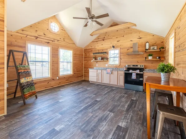 19170 Fm 1602, Hico, TX 76457