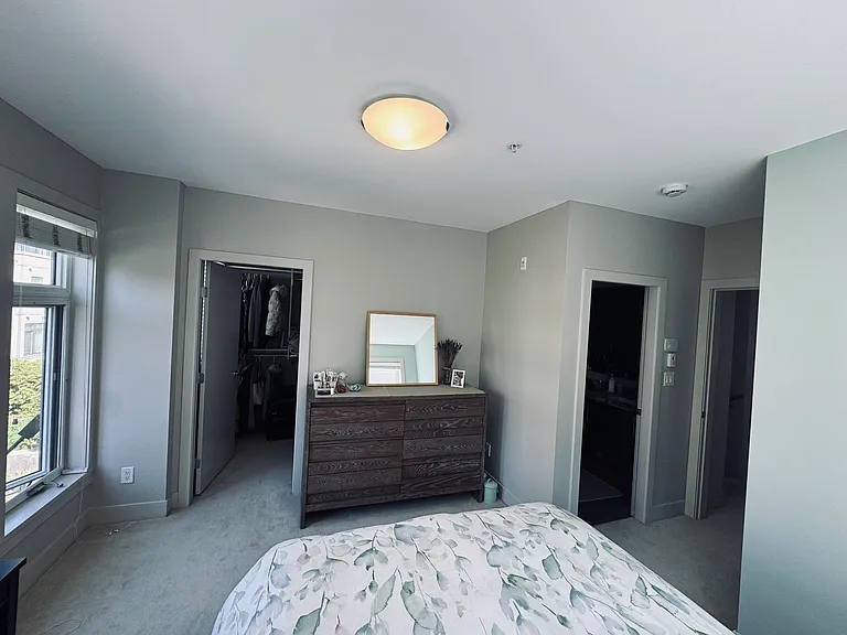 5879 Gray Ave #4 — Photo 22