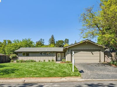 4 Camelford Ct, Moraga, CA, 94556