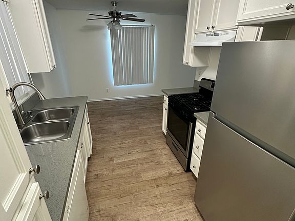 2nd image of 6841 Whitsett Ave
