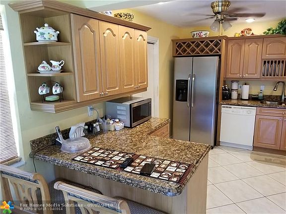 2nd image of 3604 SW 23rd Ct