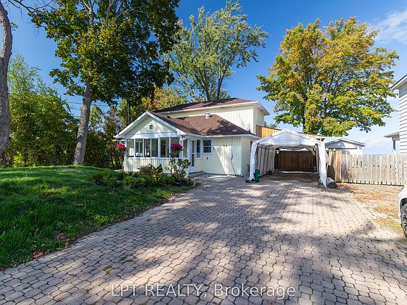 5th image of 24 Lakeshore Rd