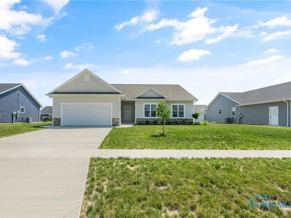 9303 Shaffer St, Findlay, OH 45840